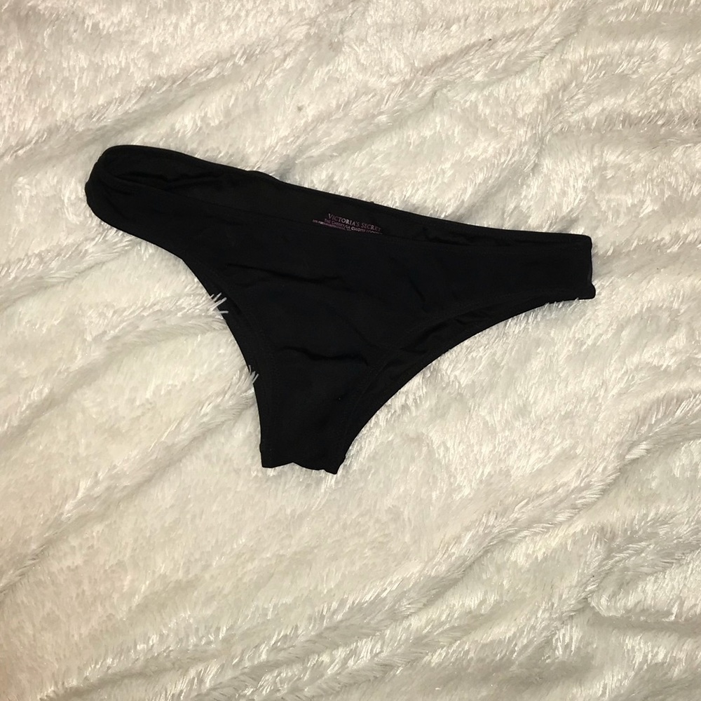 Black Victoria Secret bikini bottoms